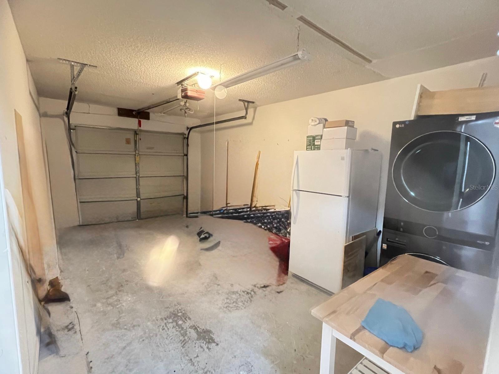 GRAND PALMS CONDO 1 - Residential Lease