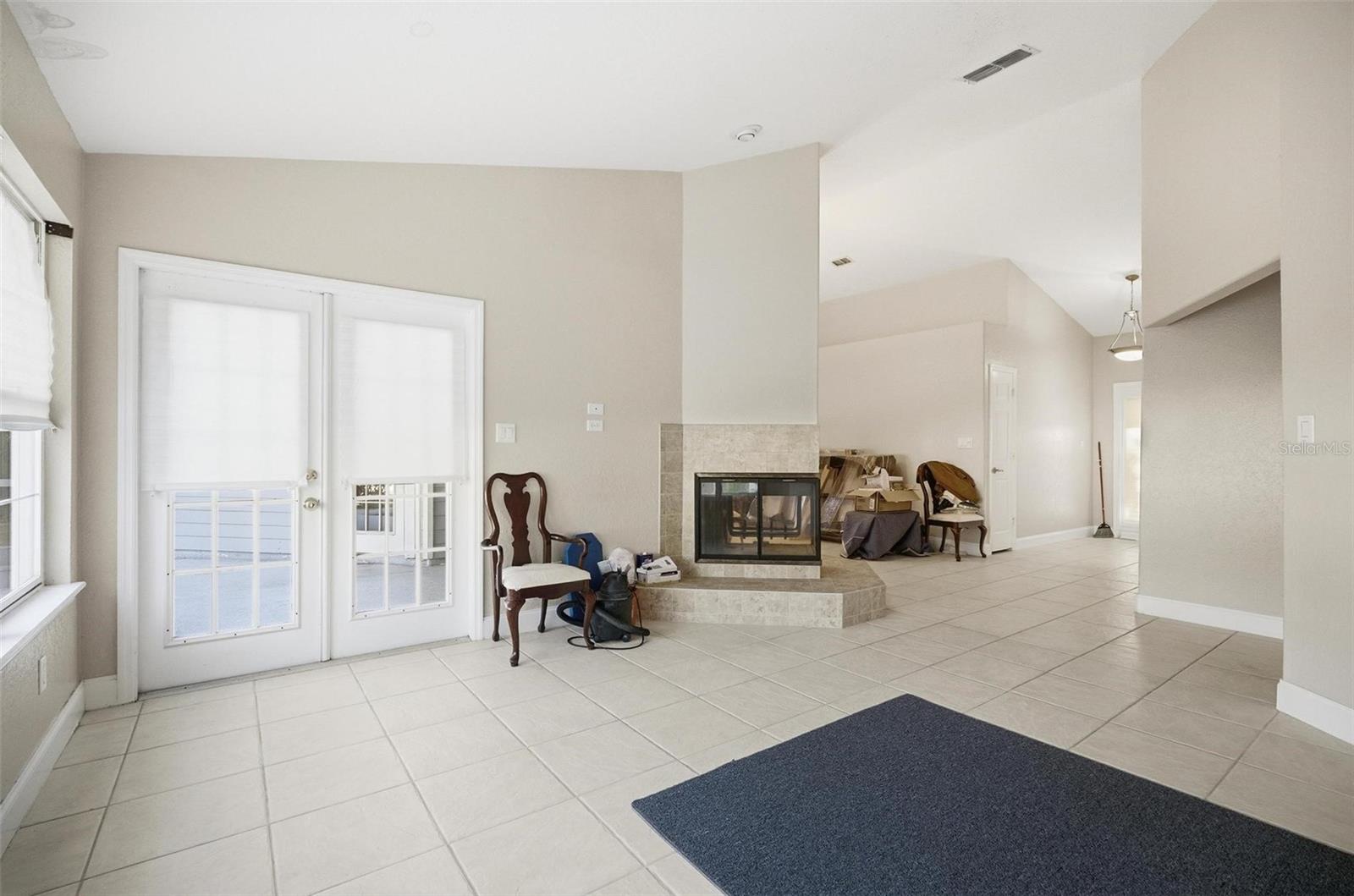 TALL TREES - Residential