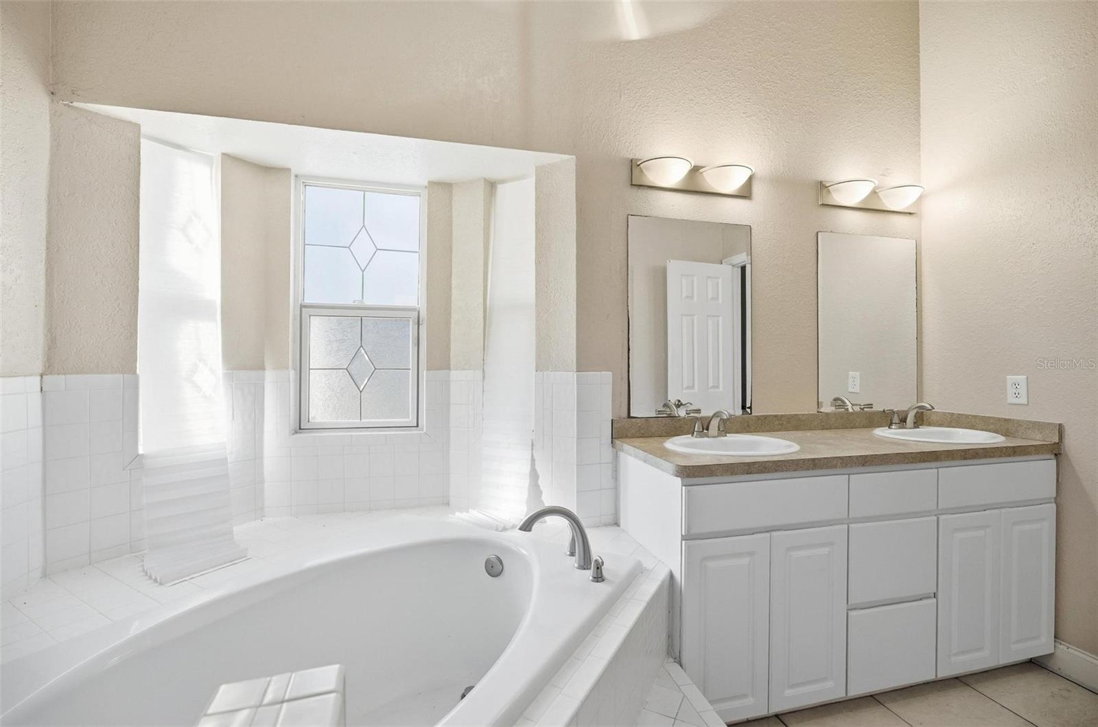 TALL TREES - Residential