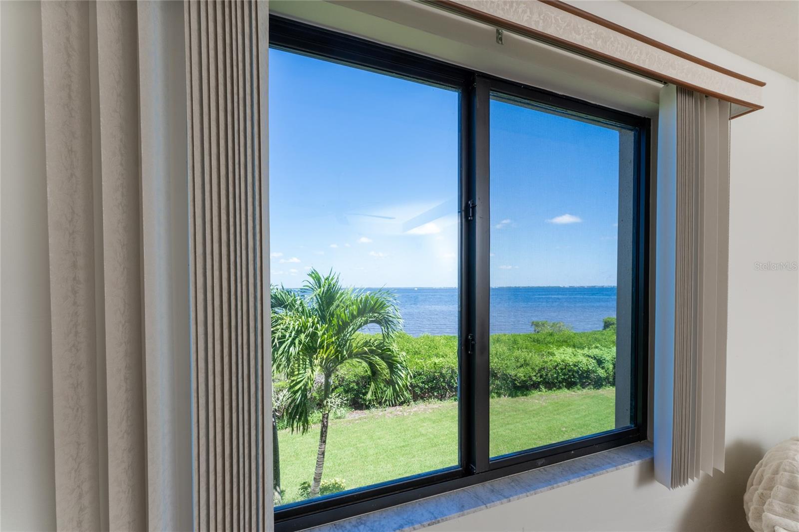 BELLA LAGO/VIVANTE XIX - Residential Lease