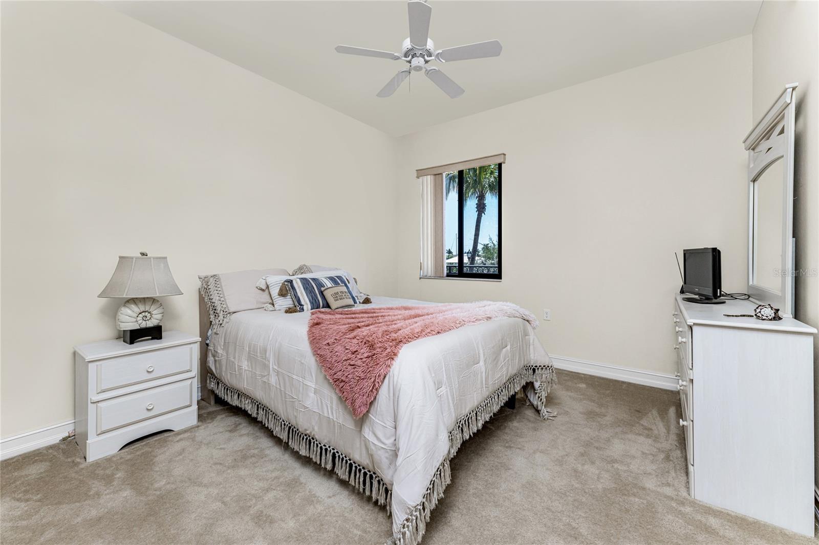 BELLA LAGO/VIVANTE XIX - Residential Lease