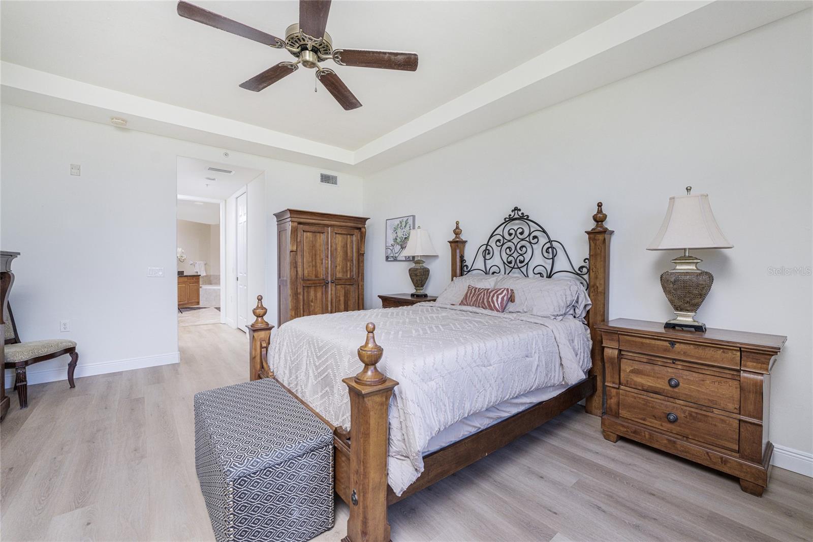 BELLA LAGO/VIVANTE XIX - Residential Lease