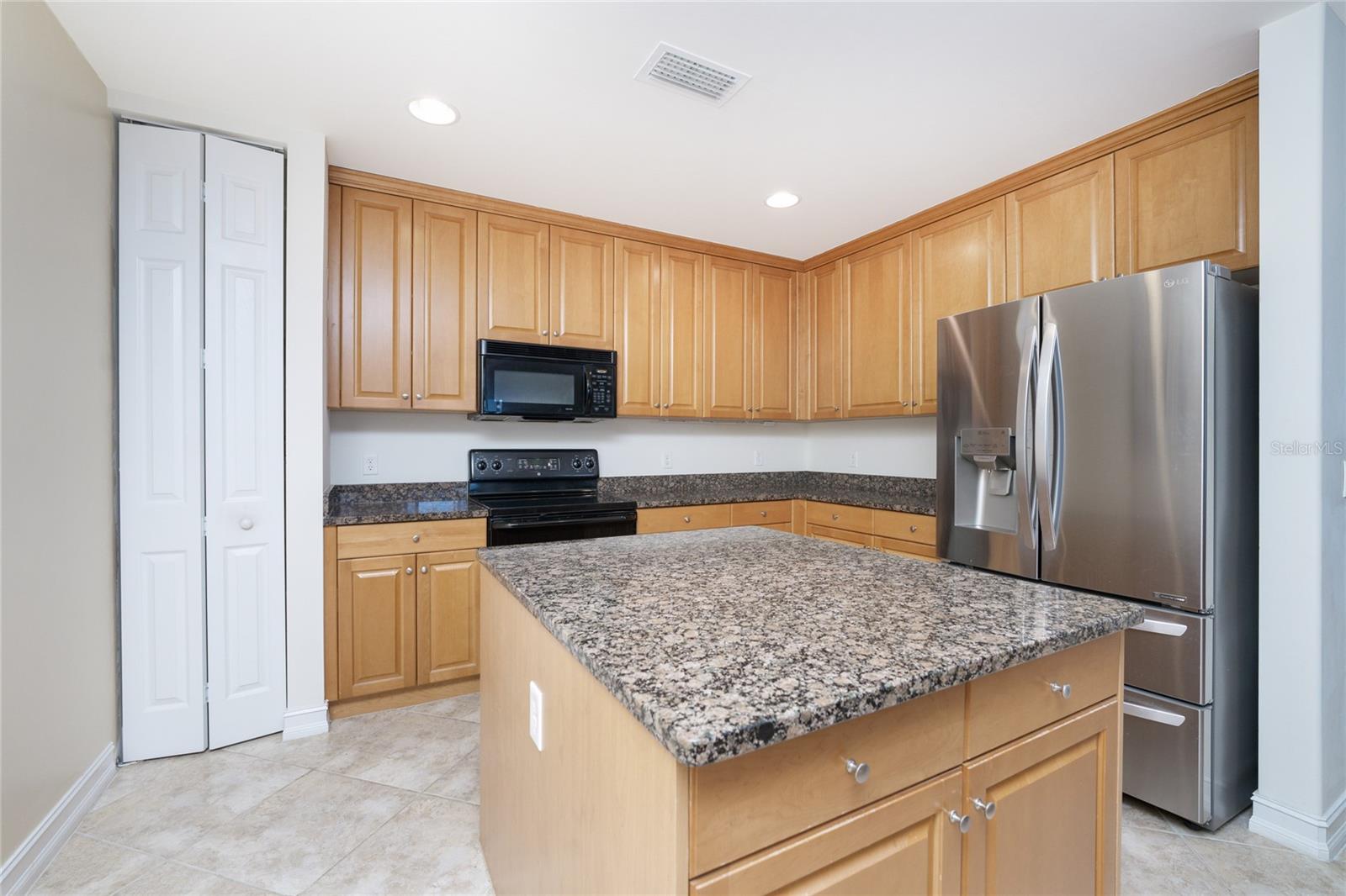 BELLA LAGO/VIVANTE XIX - Residential Lease