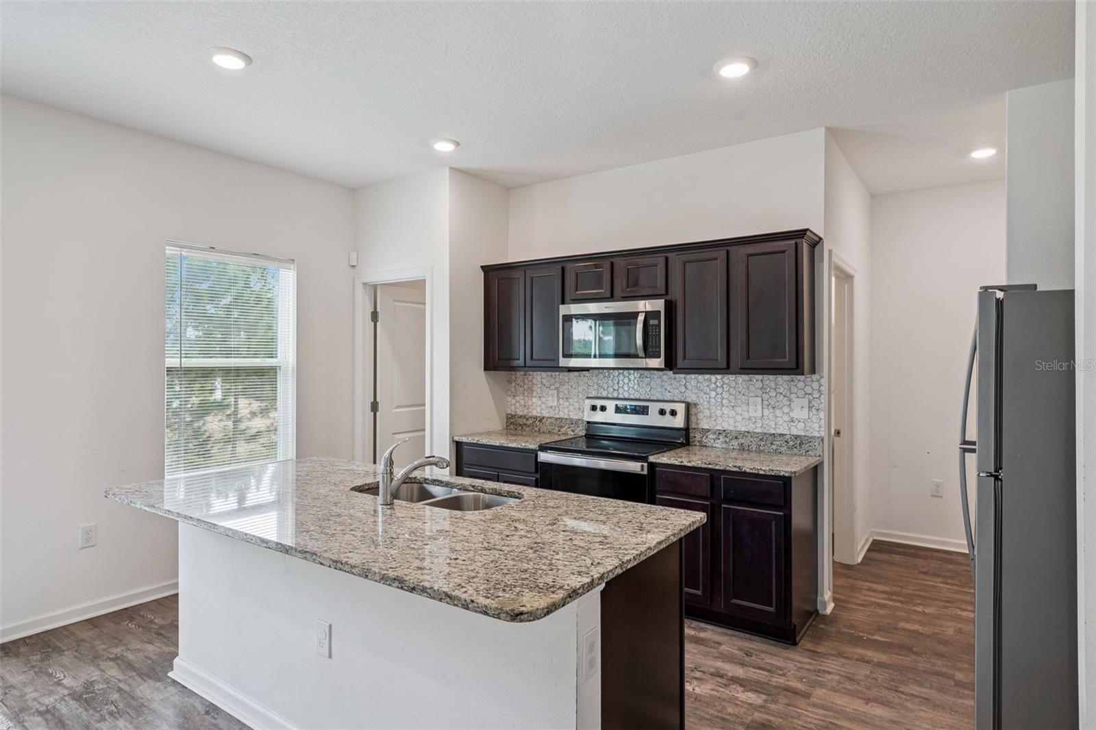 CHERRY LAKE LANDING REP SUB - Residential Lease