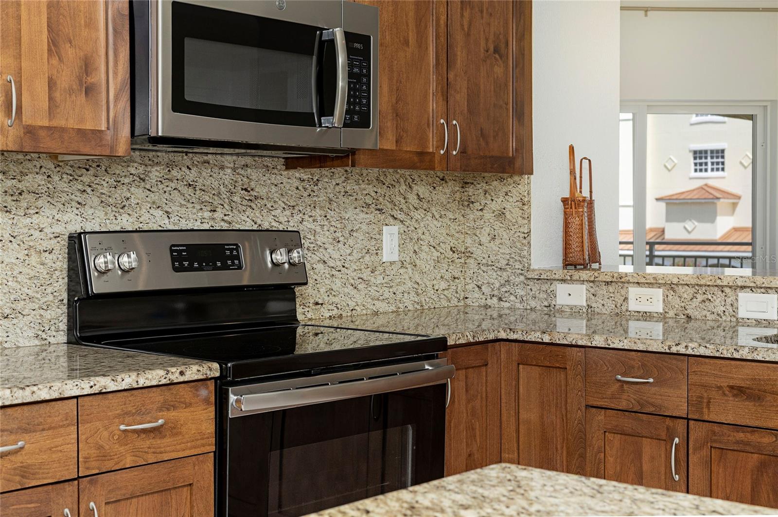 VILLAS AT BELLAGIO HARBOR VILLAGE - Residential