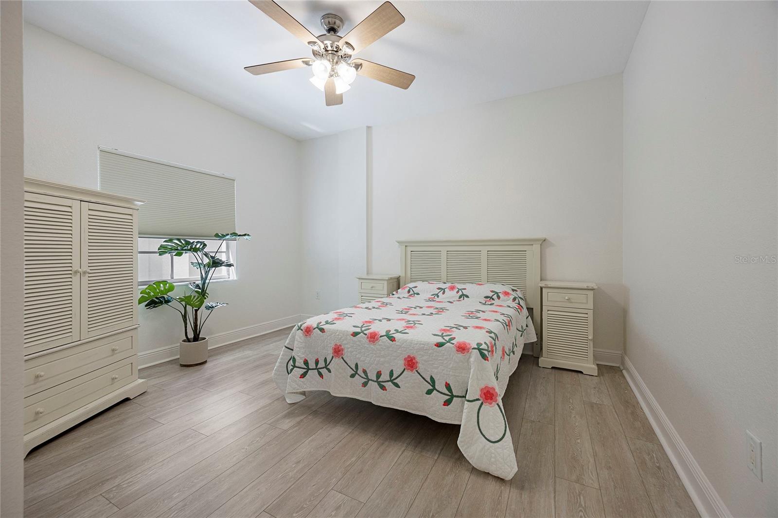 VILLAS AT BELLAGIO HARBOR VILLAGE - Residential