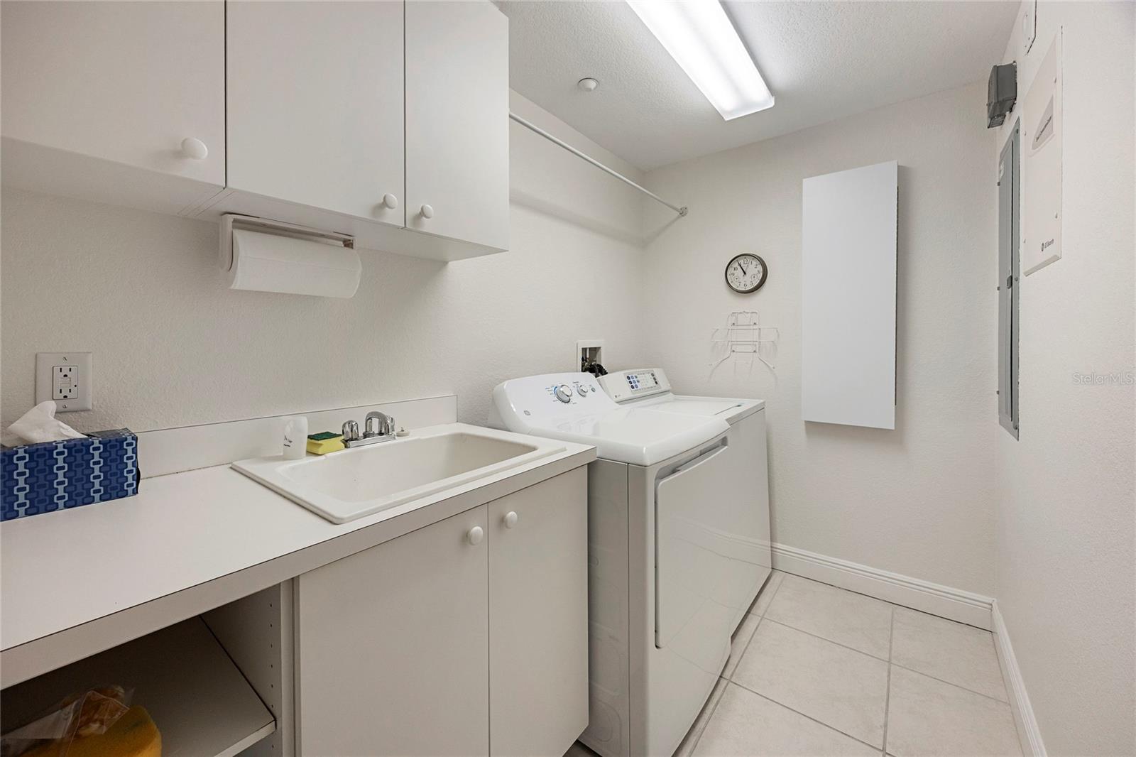 VILLAS AT BELLAGIO HARBOR VILLAGE - Residential