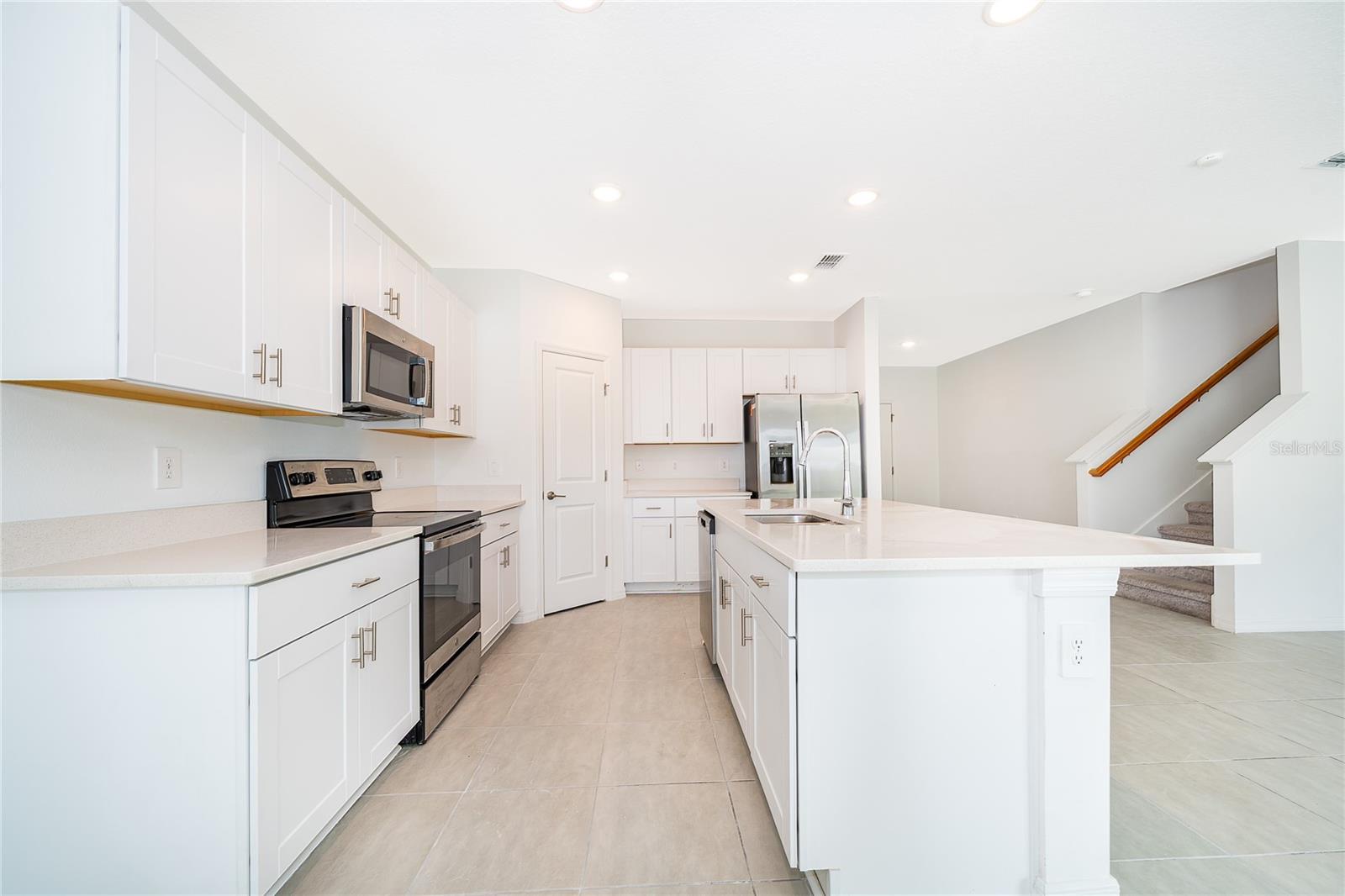 MARION CREEK ESTATES - Residential