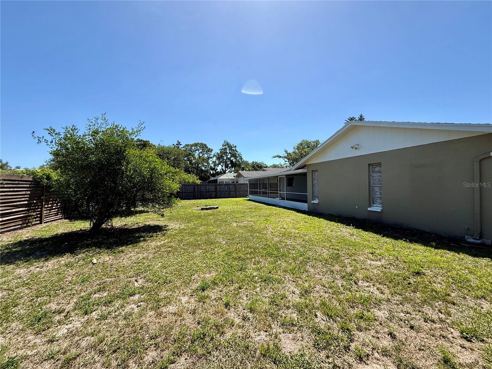 RIDGEWOOD ESTATES 19TH ADD - Residential