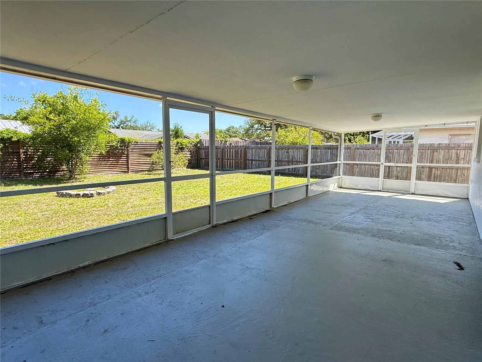 RIDGEWOOD ESTATES 19TH ADD - Residential