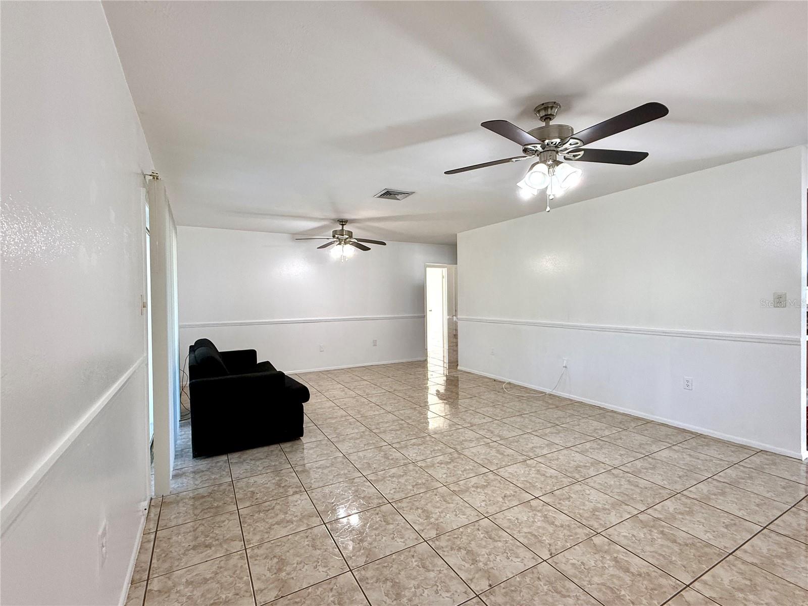 RIDGEWOOD ESTATES 19TH ADD - Residential