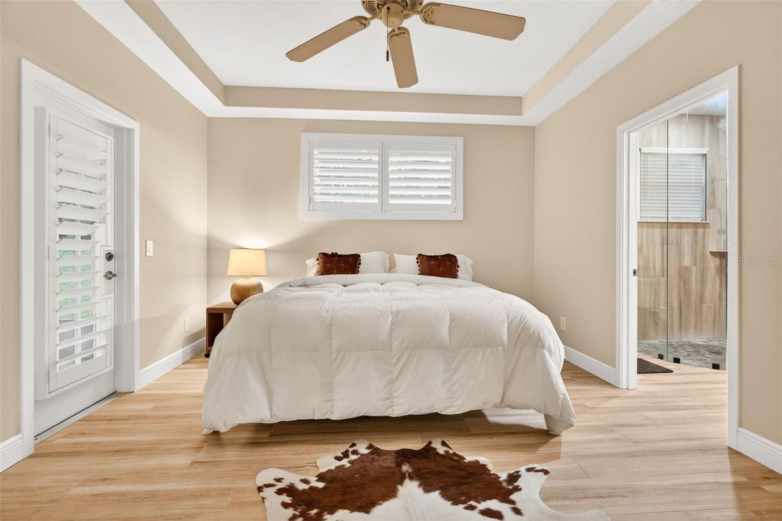 WOODVIEW VILLAS 01 - Residential