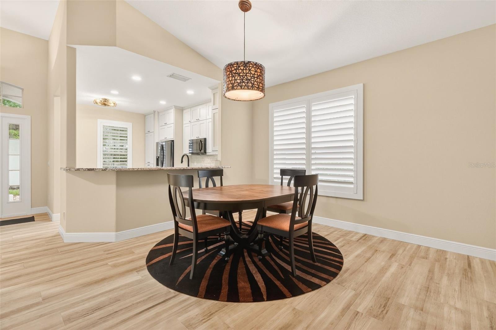 WOODVIEW VILLAS 01 - Residential