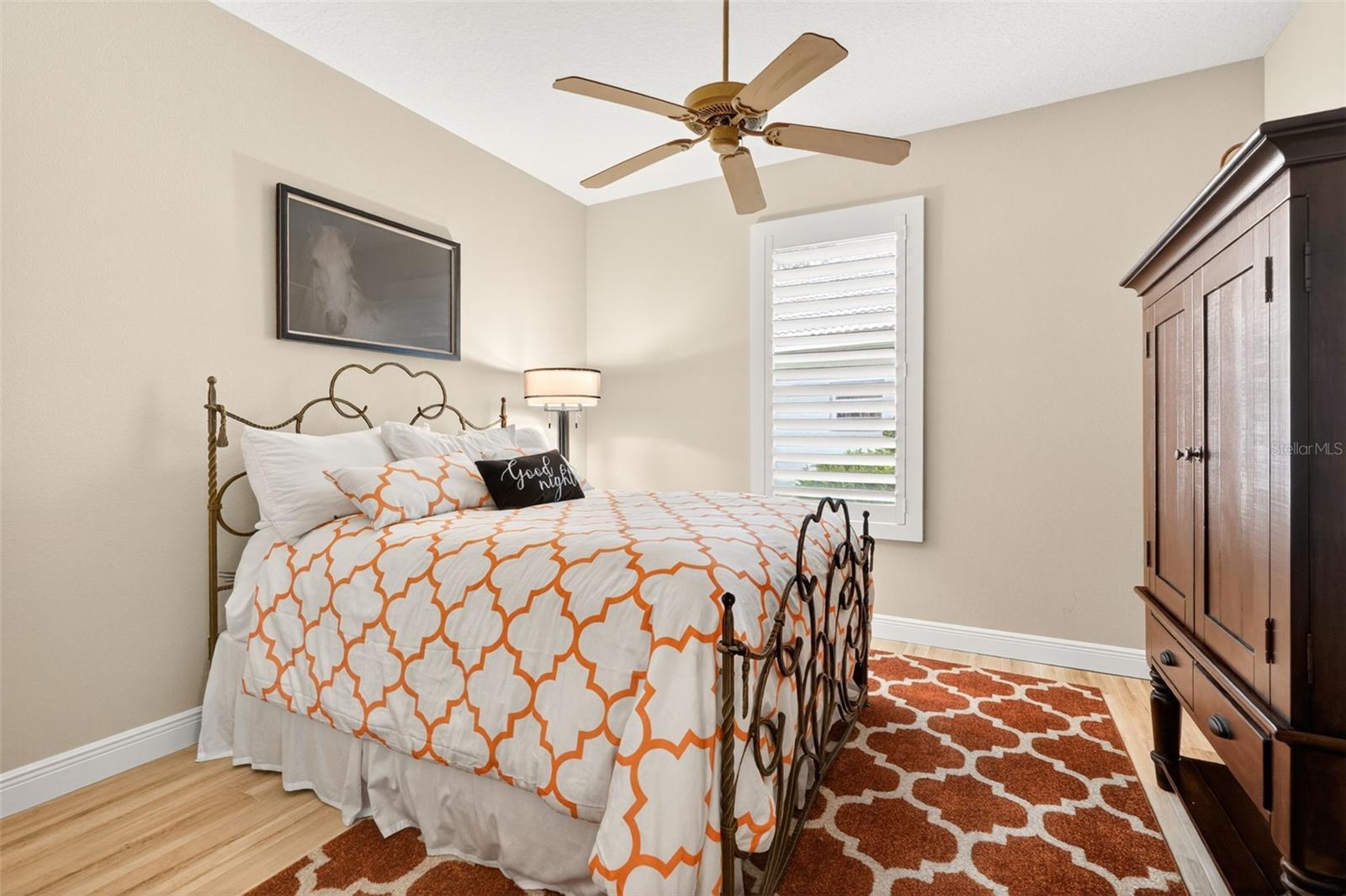 WOODVIEW VILLAS 01 - Residential