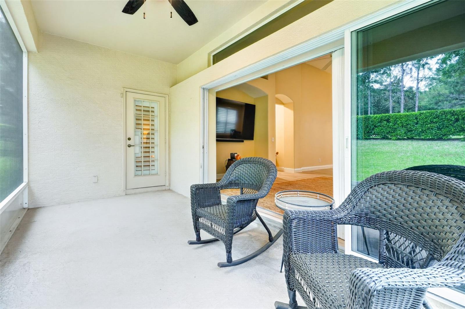 WOODVIEW VILLAS 01 - Residential