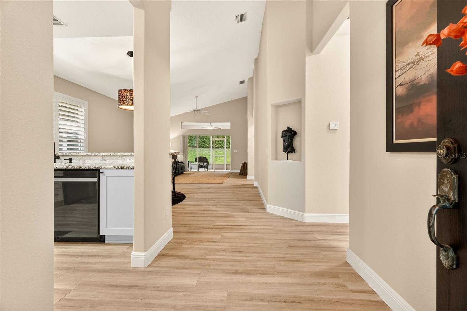 WOODVIEW VILLAS 01 - Residential