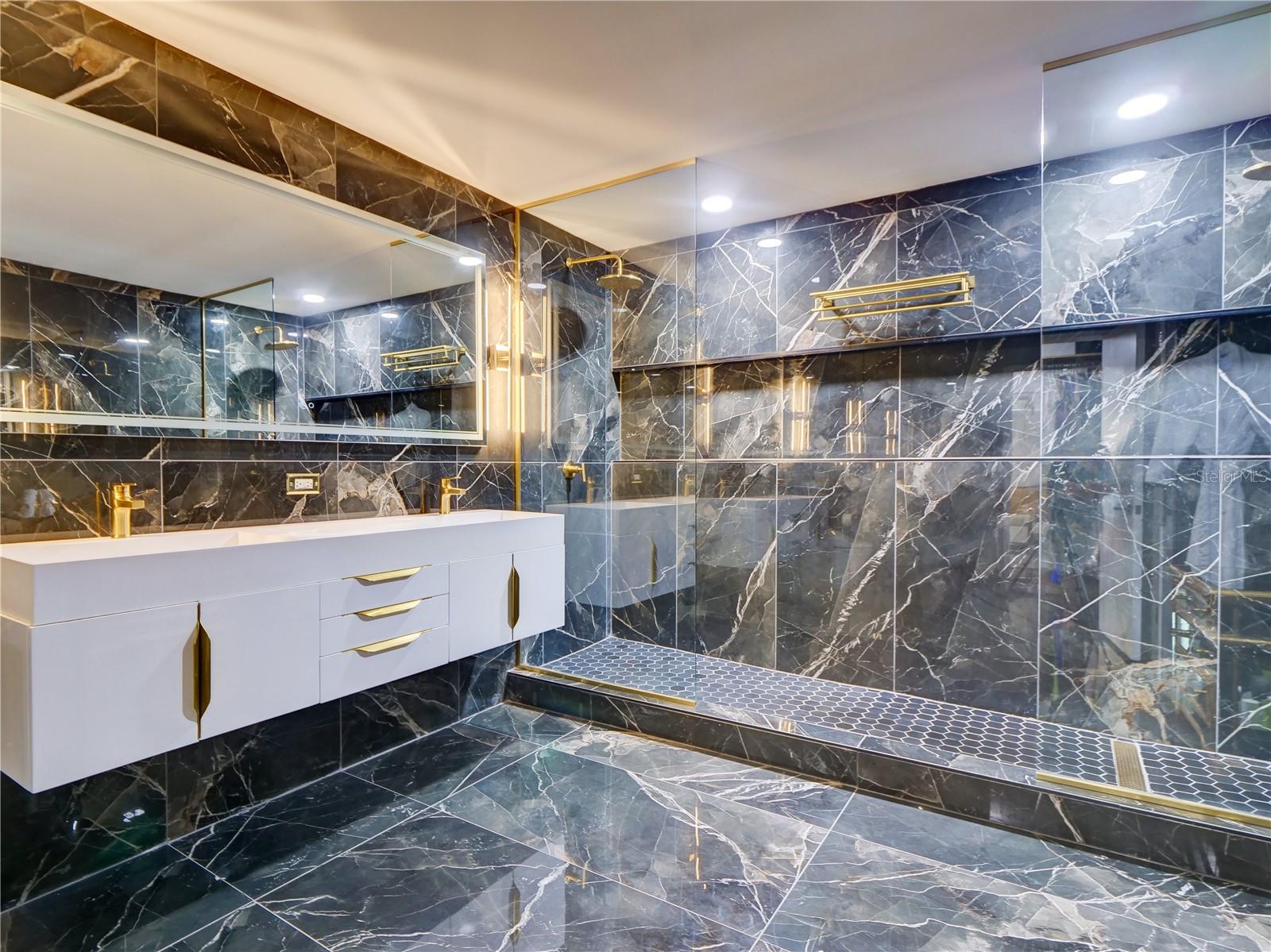 SANCTUARY DOWNTOWN CONDO - Residential Lease