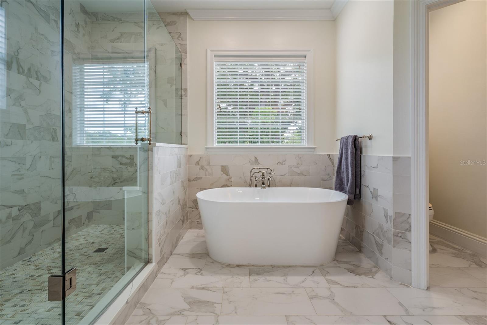 DAVIS ISLANDS - Residential