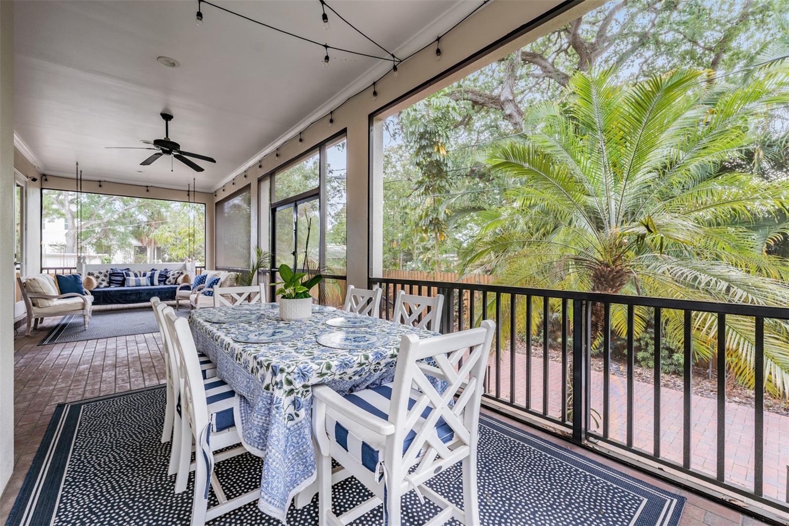 DAVIS ISLANDS - Residential