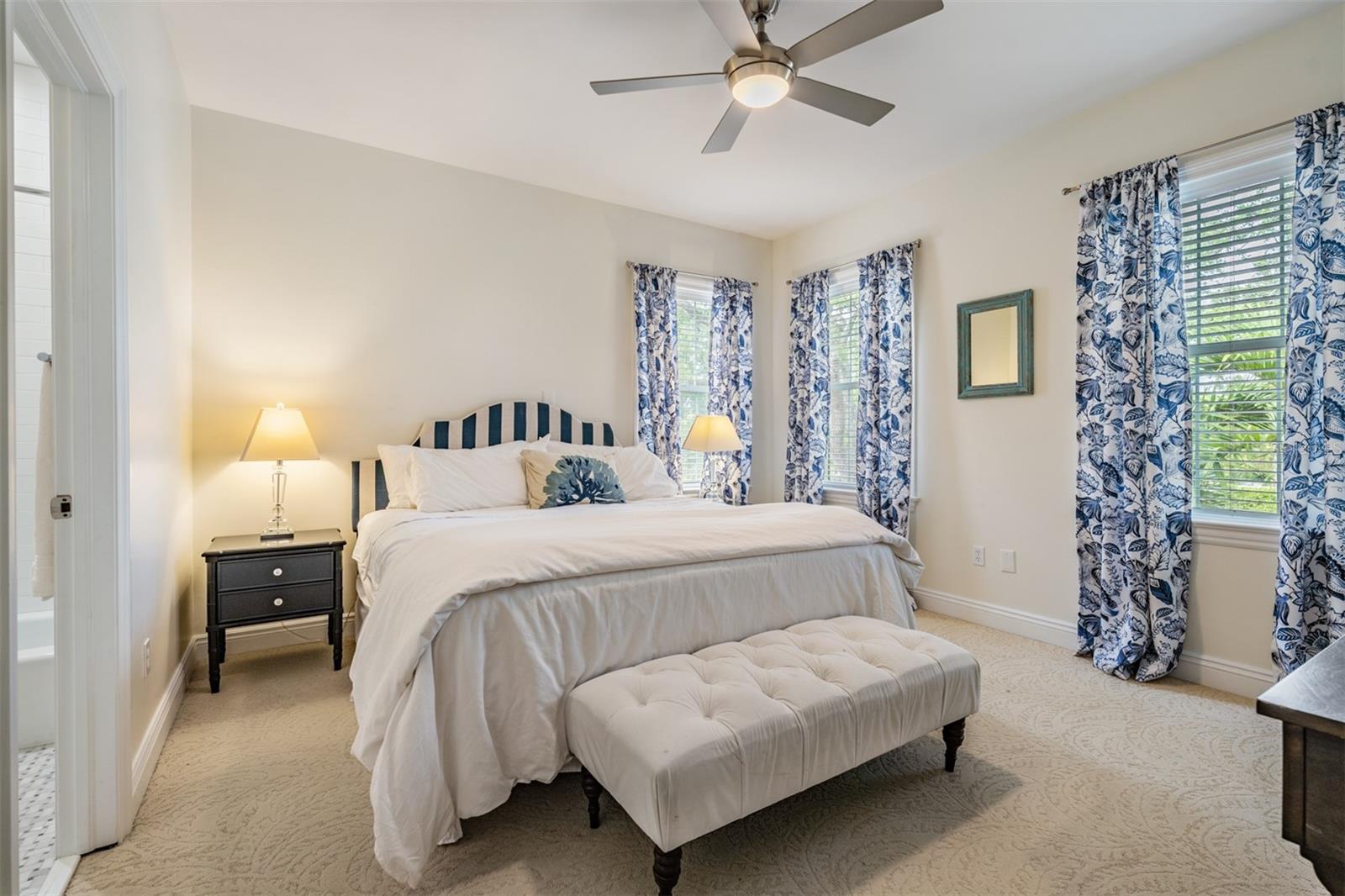 DAVIS ISLANDS - Residential