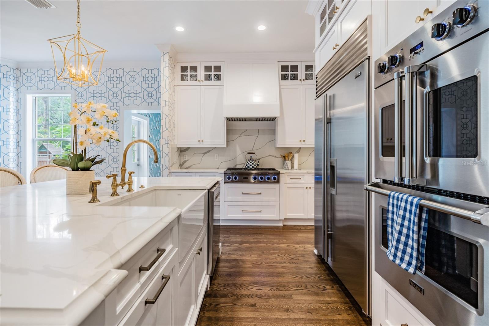 DAVIS ISLANDS - Residential