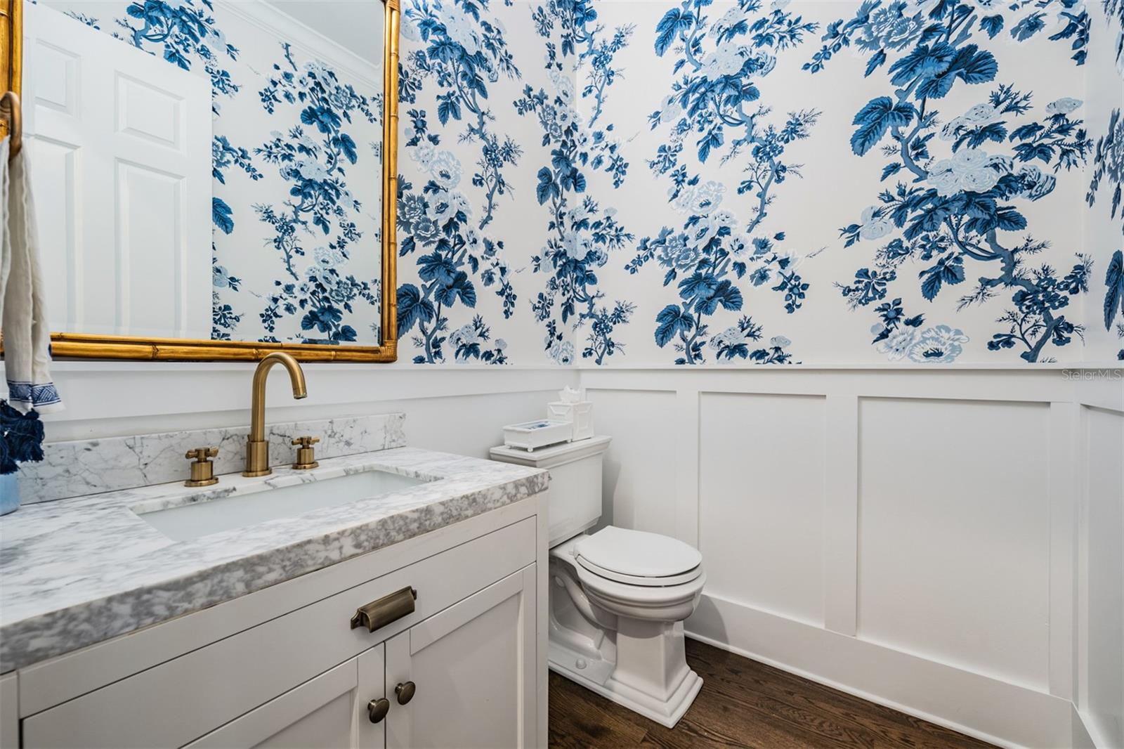 DAVIS ISLANDS - Residential