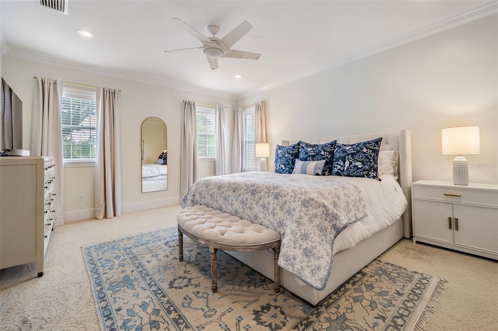 DAVIS ISLANDS - Residential