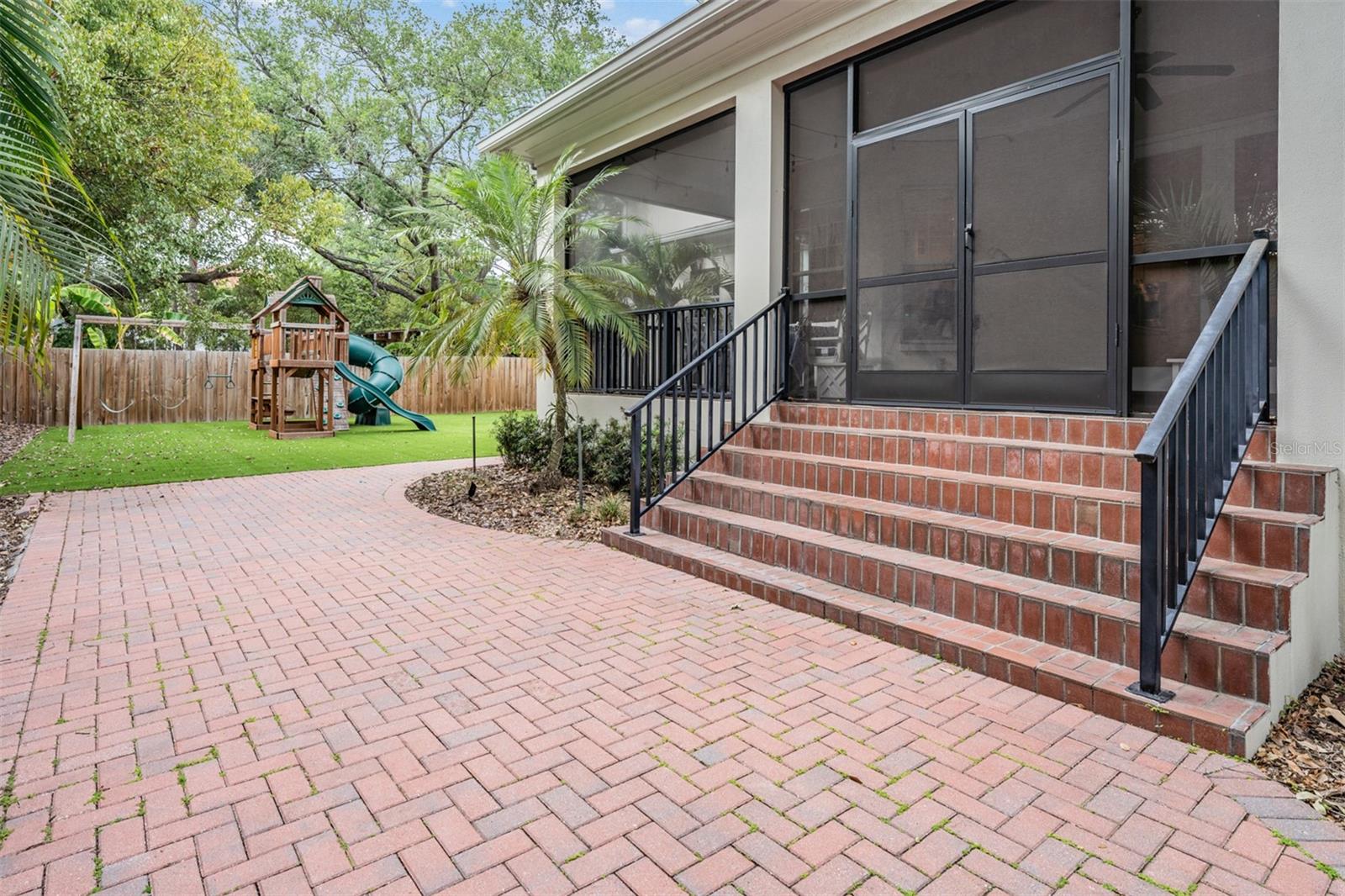 DAVIS ISLANDS - Residential