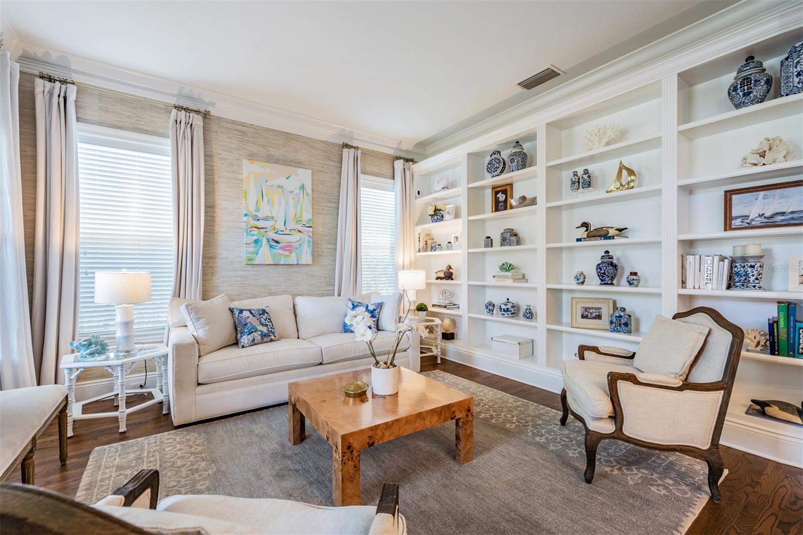 DAVIS ISLANDS - Residential