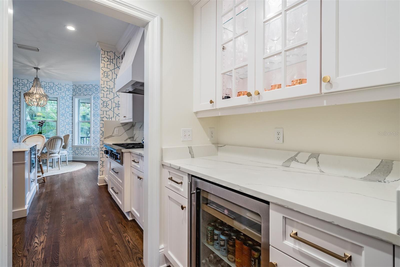 DAVIS ISLANDS - Residential