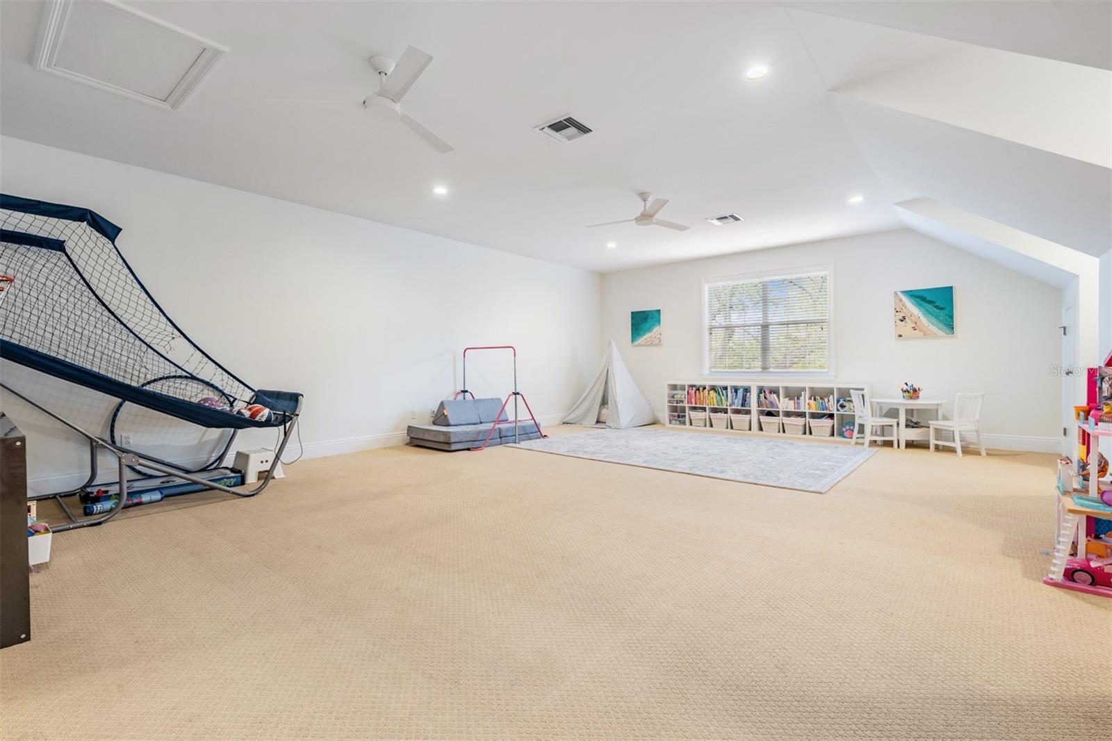 DAVIS ISLANDS - Residential