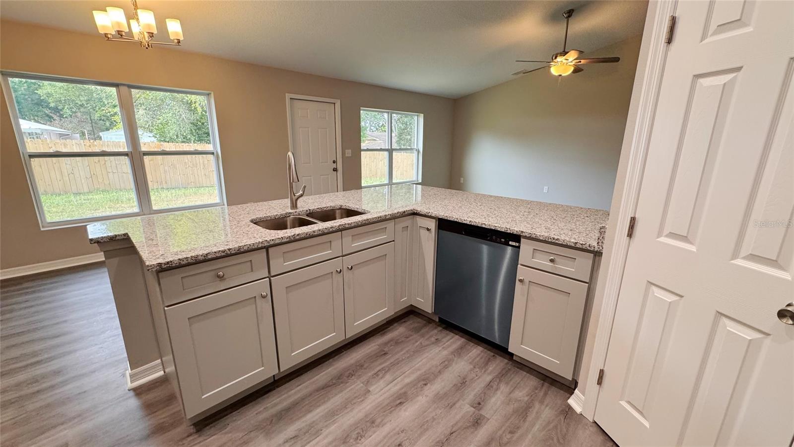 LAKE HOLDEN GROVE - Residential