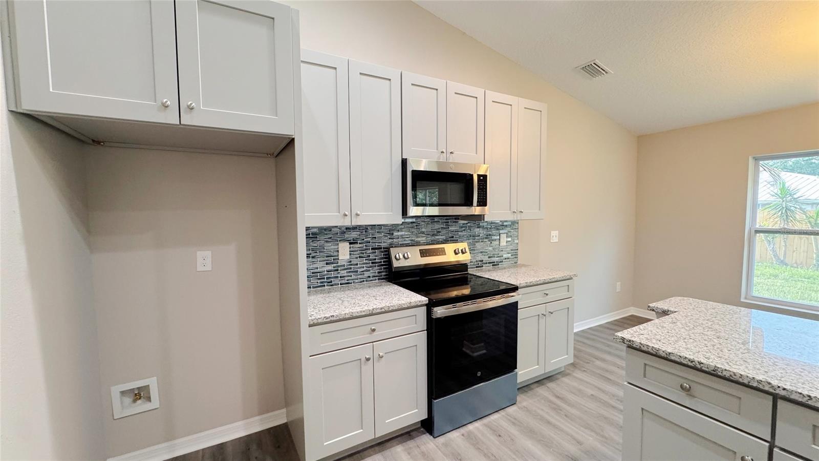 LAKE HOLDEN GROVE - Residential