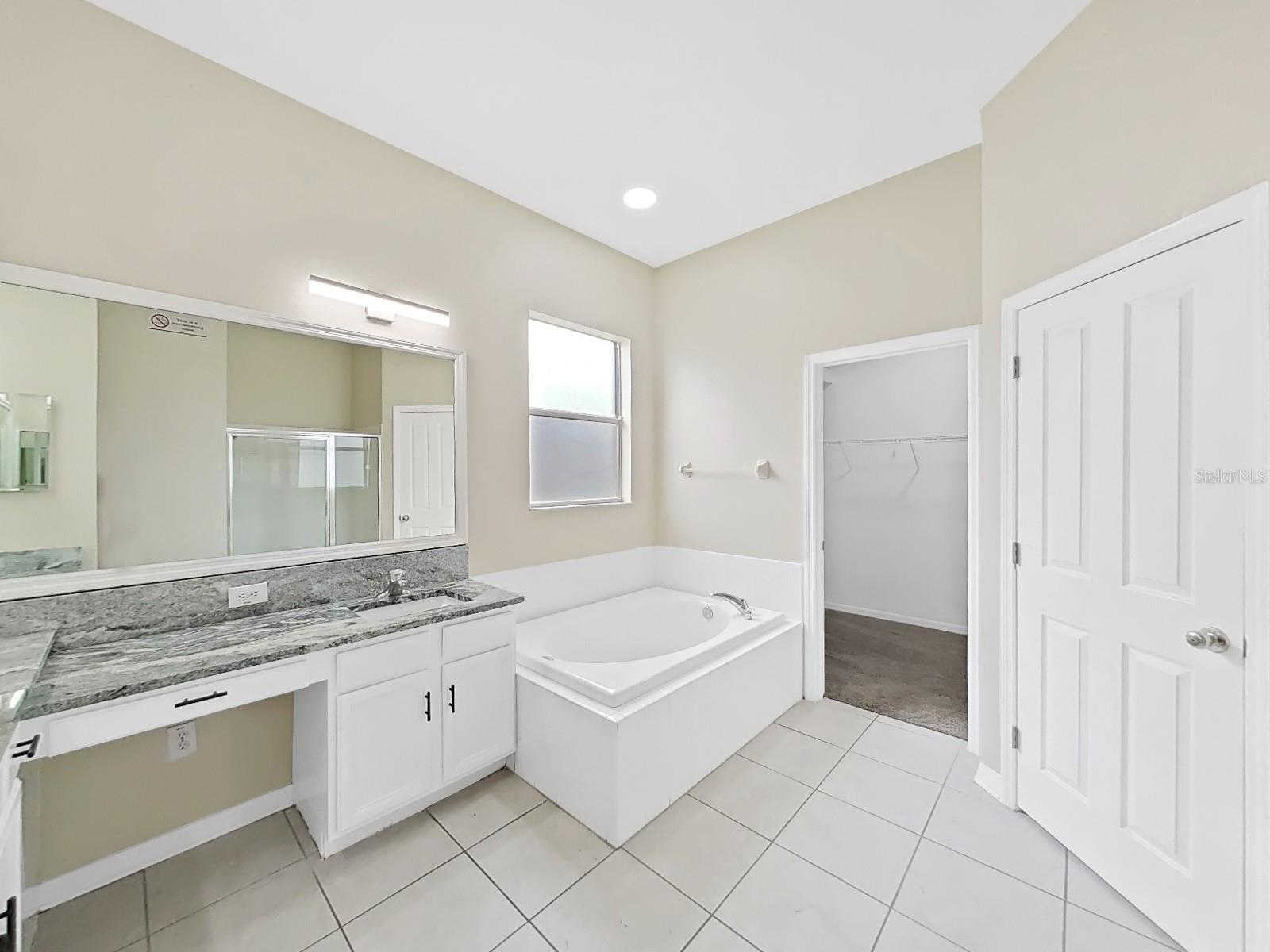 BRAESGATE AT SABLE RIDGE - Residential