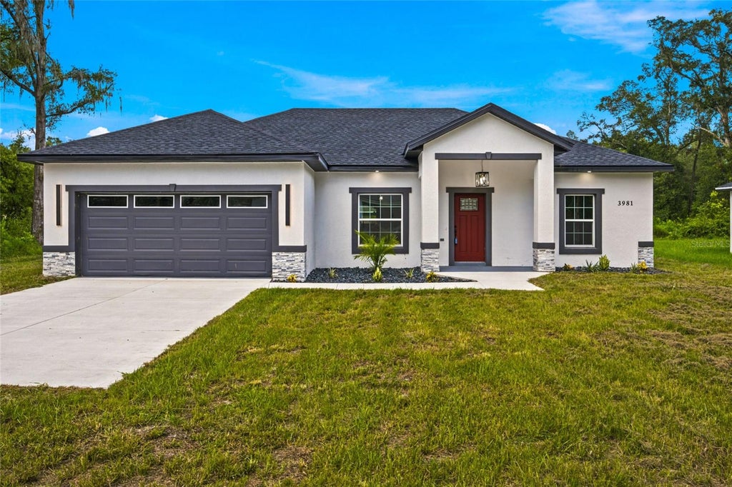 Photo of 3981 SE 142nd Lane, Summerfield, FL 34491 (MLS # G5117721)