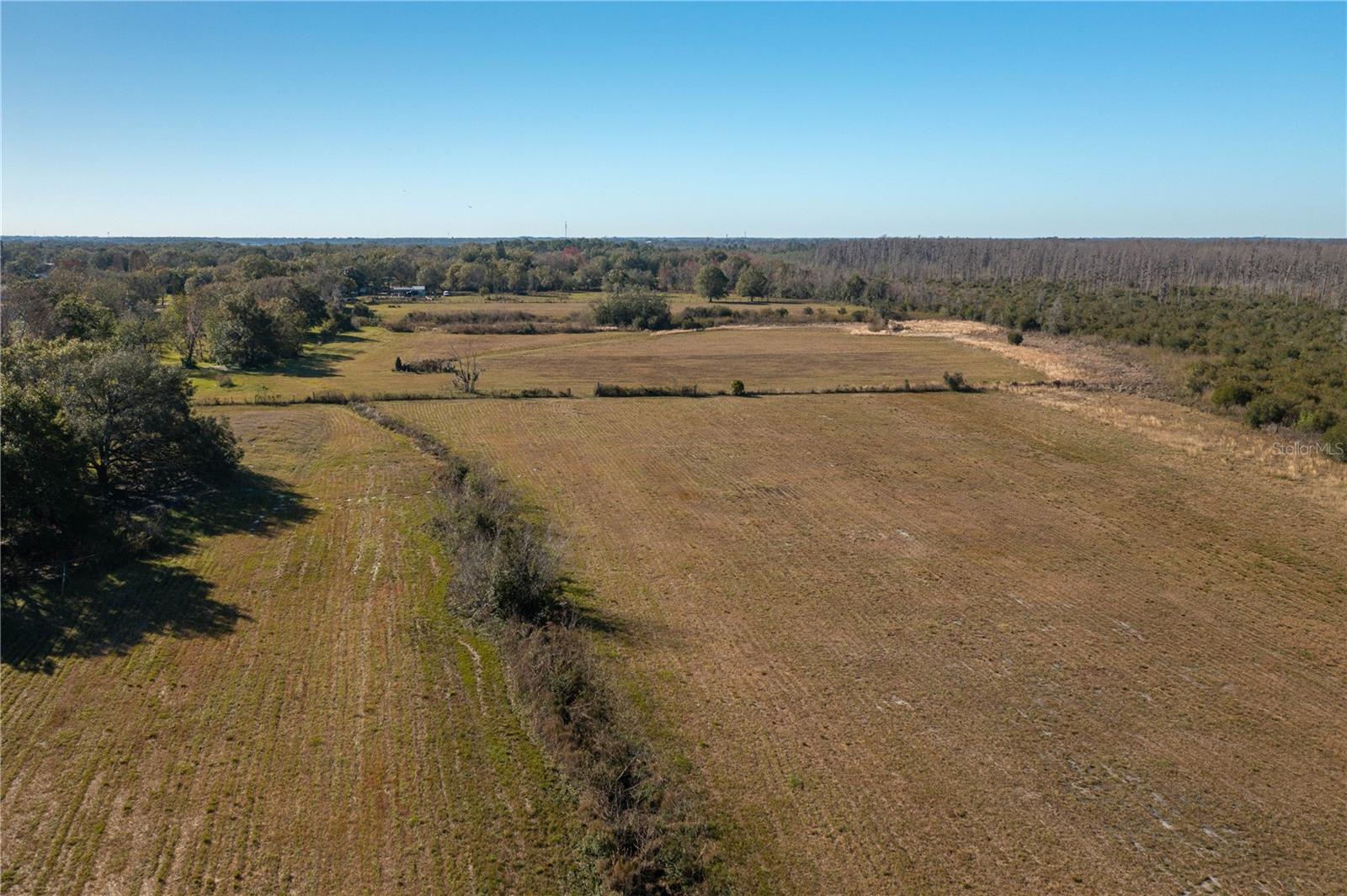 FLA DEV CO SUB - Land
