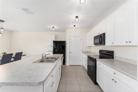Tiny photo for 4495 NE 29th Street, Ocala, FL 34470 (MLS # OM724240)
