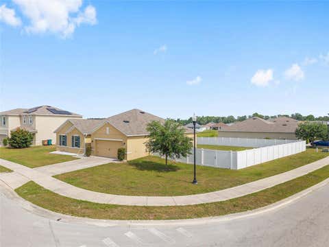 Tiny photo for 4495 NE 29th Street, Ocala, FL 34470 (MLS # OM724240)