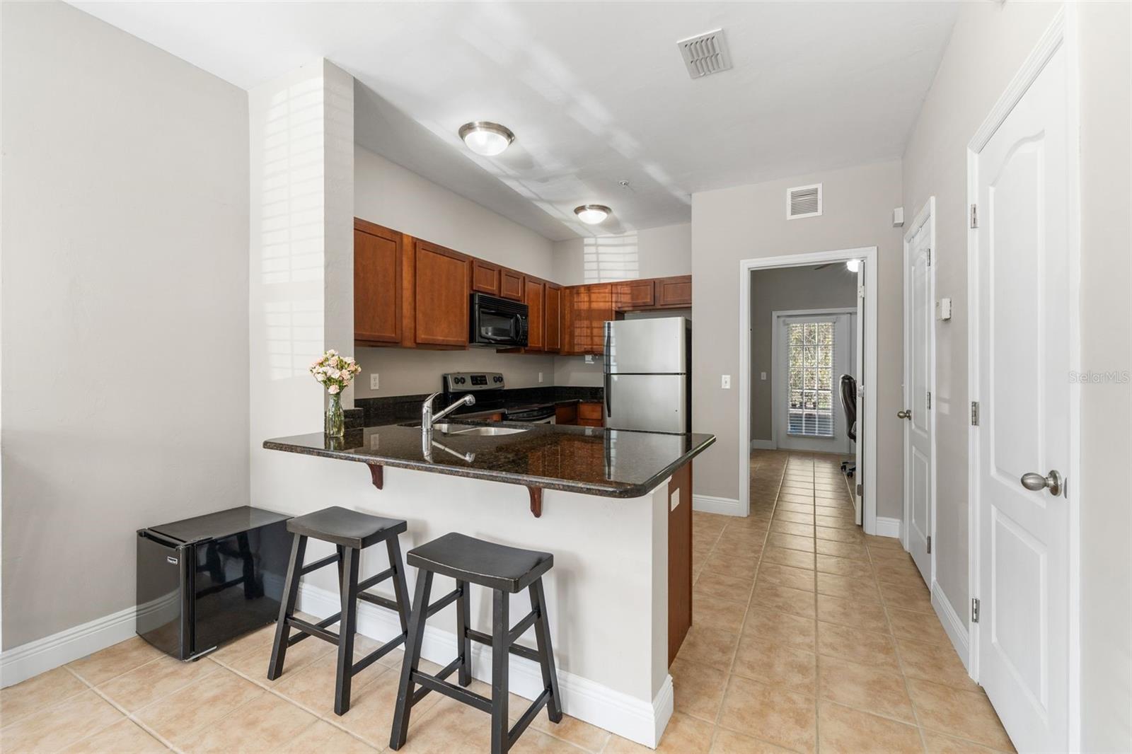 CHASE HOLLOW CONDO - Residential