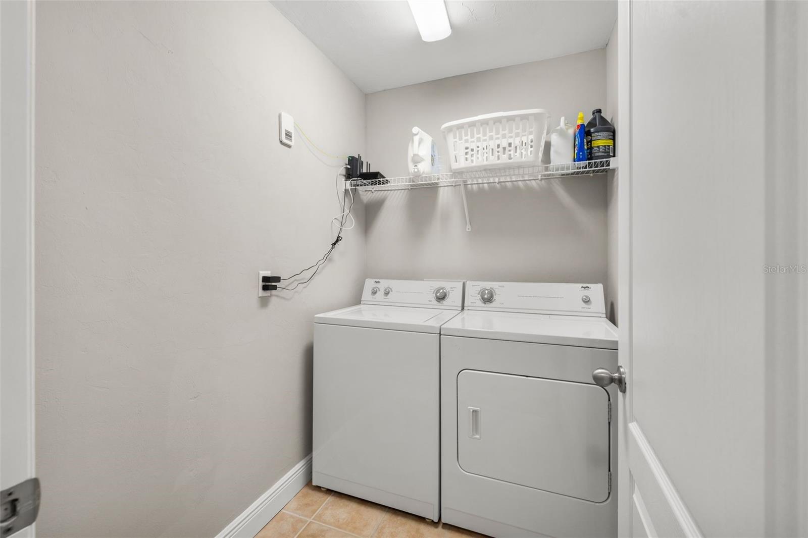 CHASE HOLLOW CONDO - Residential