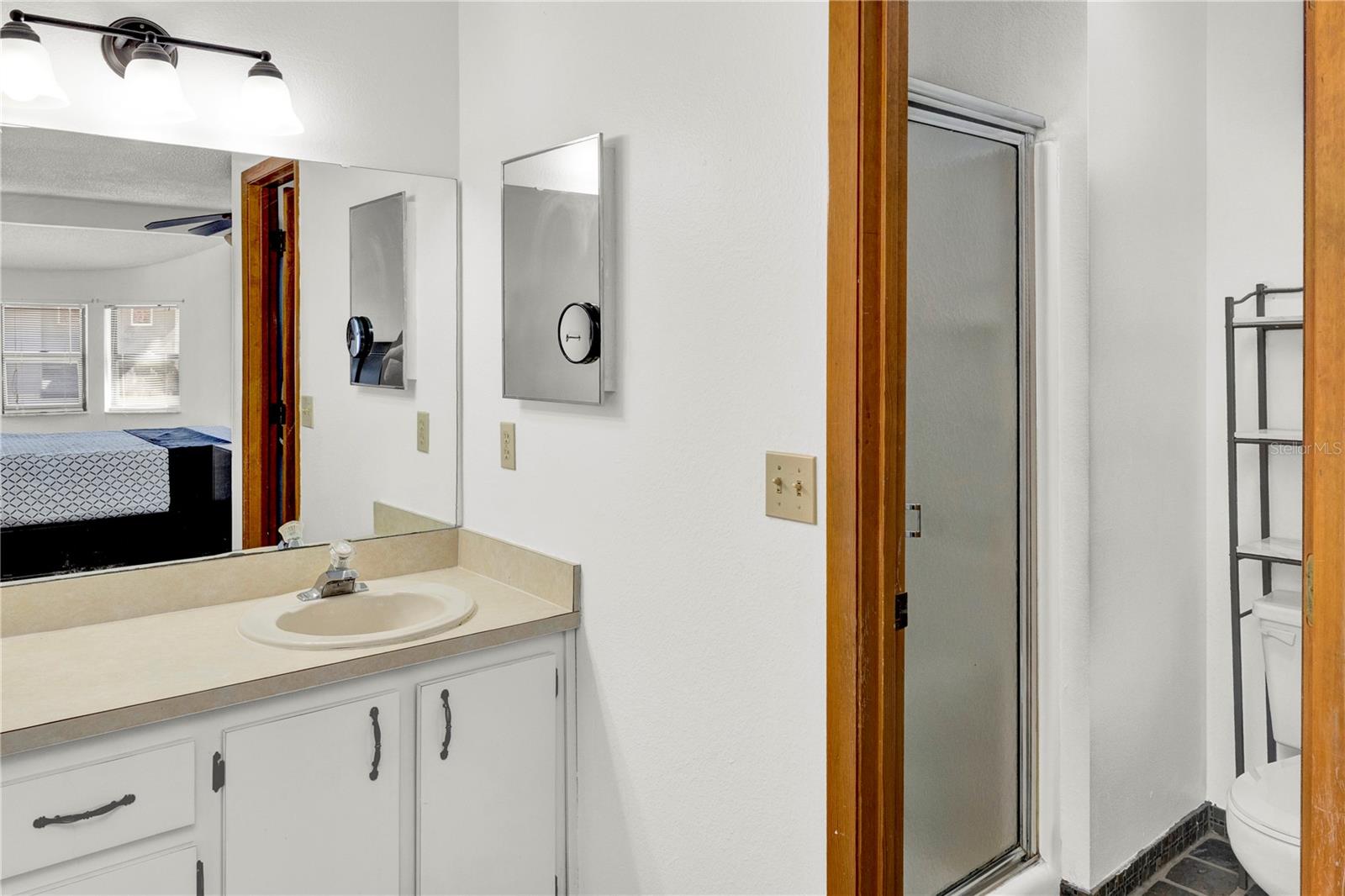 CORDONA PLACE TWNHS - Residential