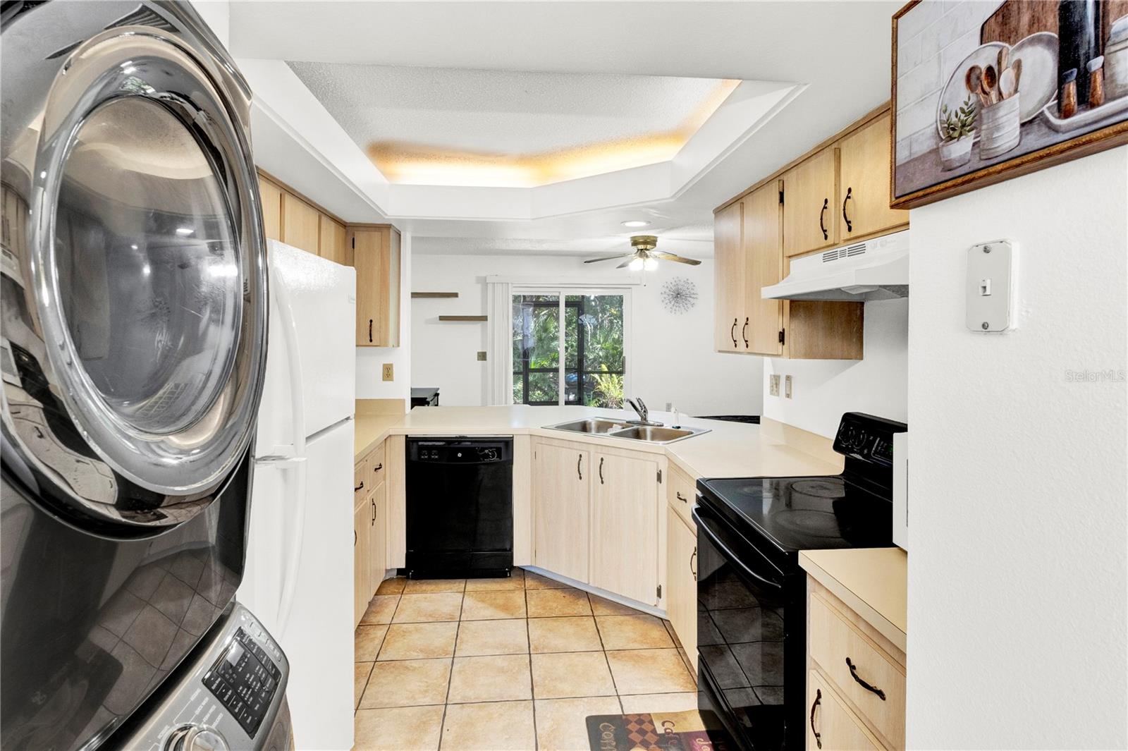 CORDONA PLACE TWNHS - Residential