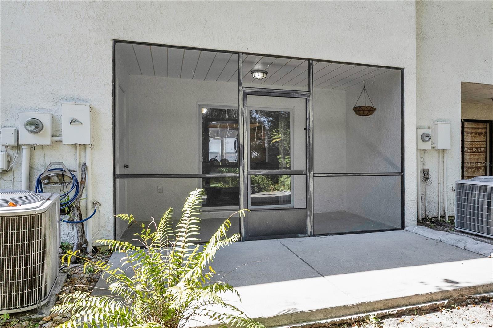 CORDONA PLACE TWNHS - Residential