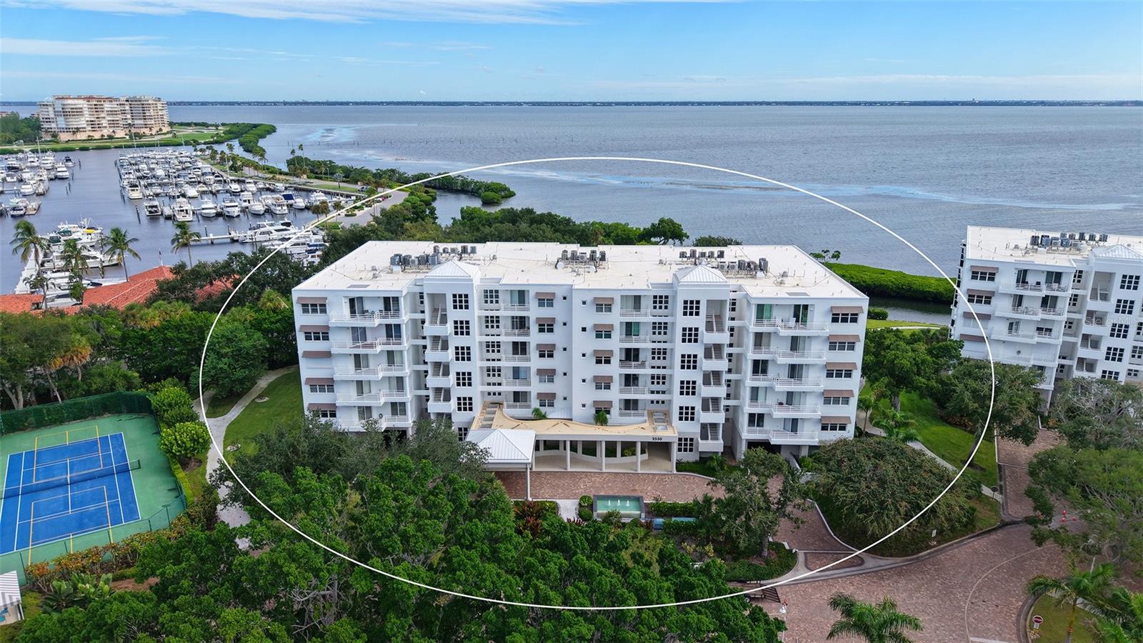 2550 HARBOURSIDE DRIVE 334
