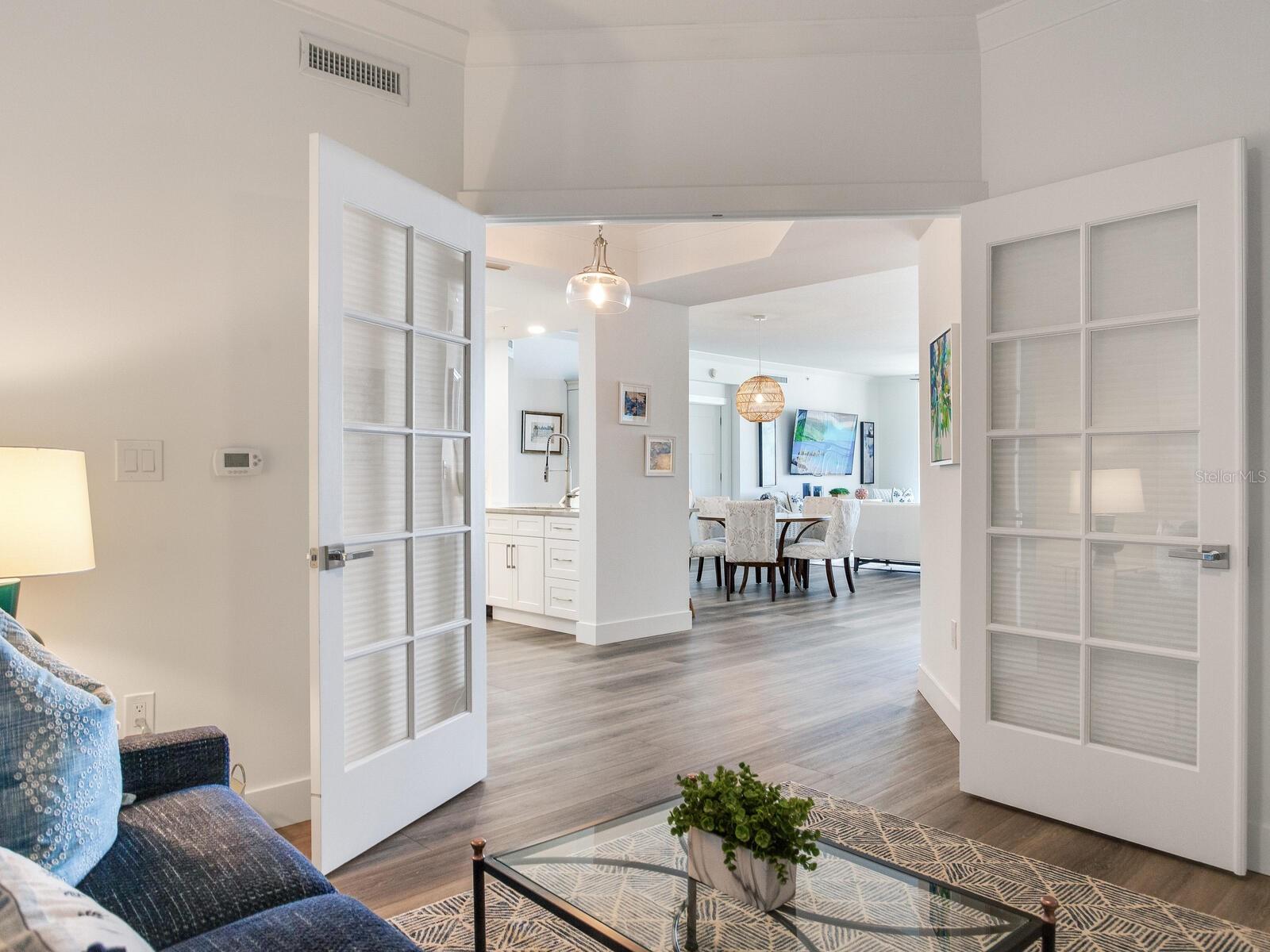 SERENO CONDO - Residential