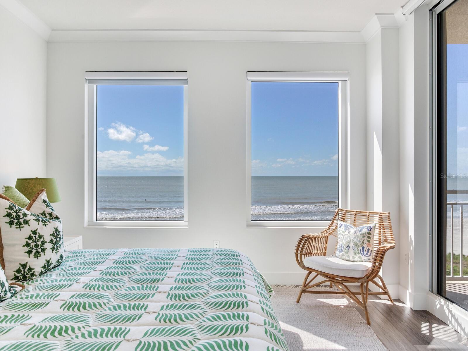 SERENO CONDO - Residential