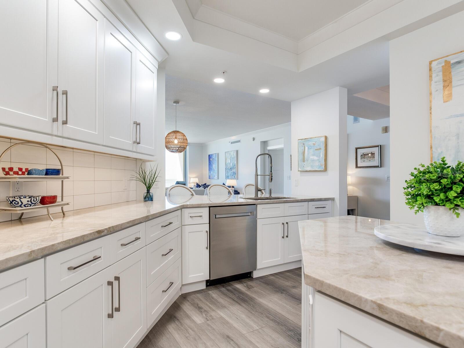 SERENO CONDO - Residential