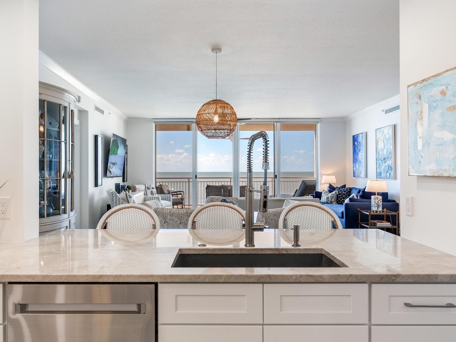 SERENO CONDO - Residential