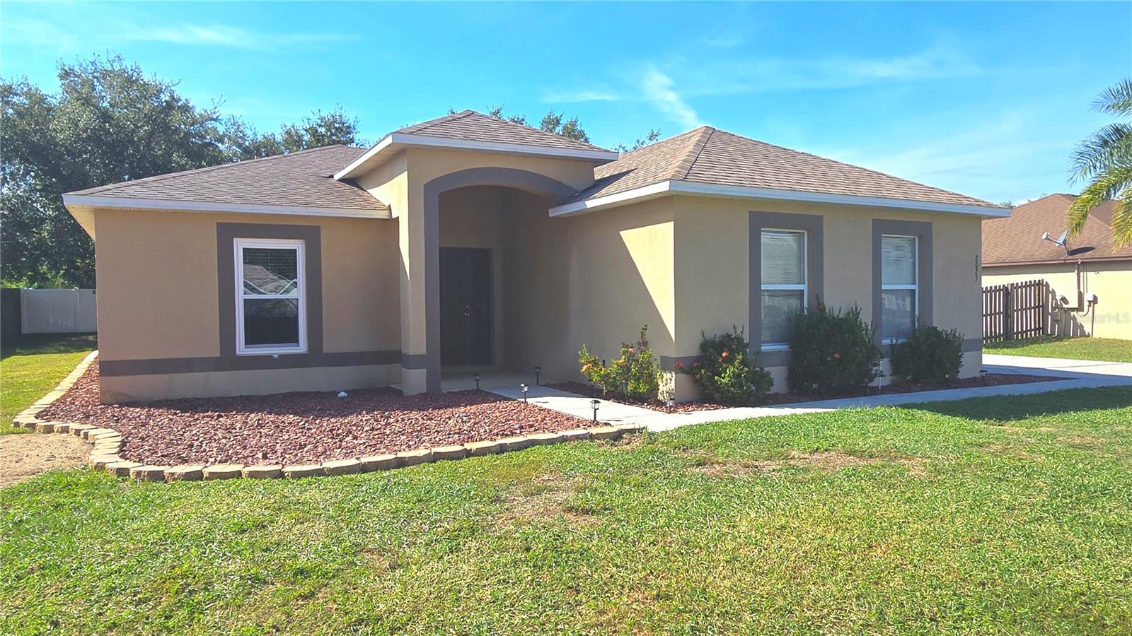 MASCOTTE DUKES LAKE PH 02 - Residential