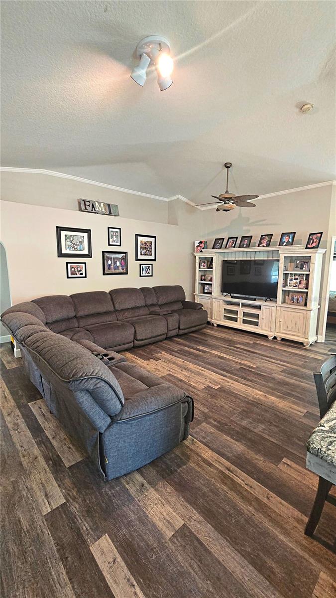 MASCOTTE DUKES LAKE PH 02 - Residential